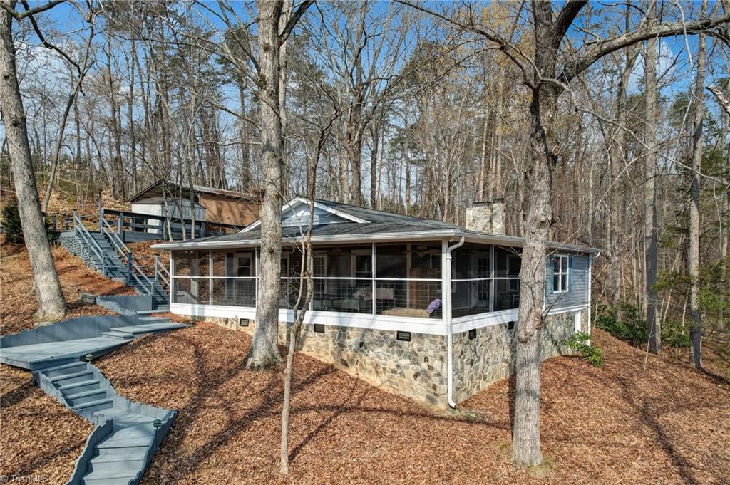 1036 Butter Road Reidsville, NC 27320 - Photo 5 of 50