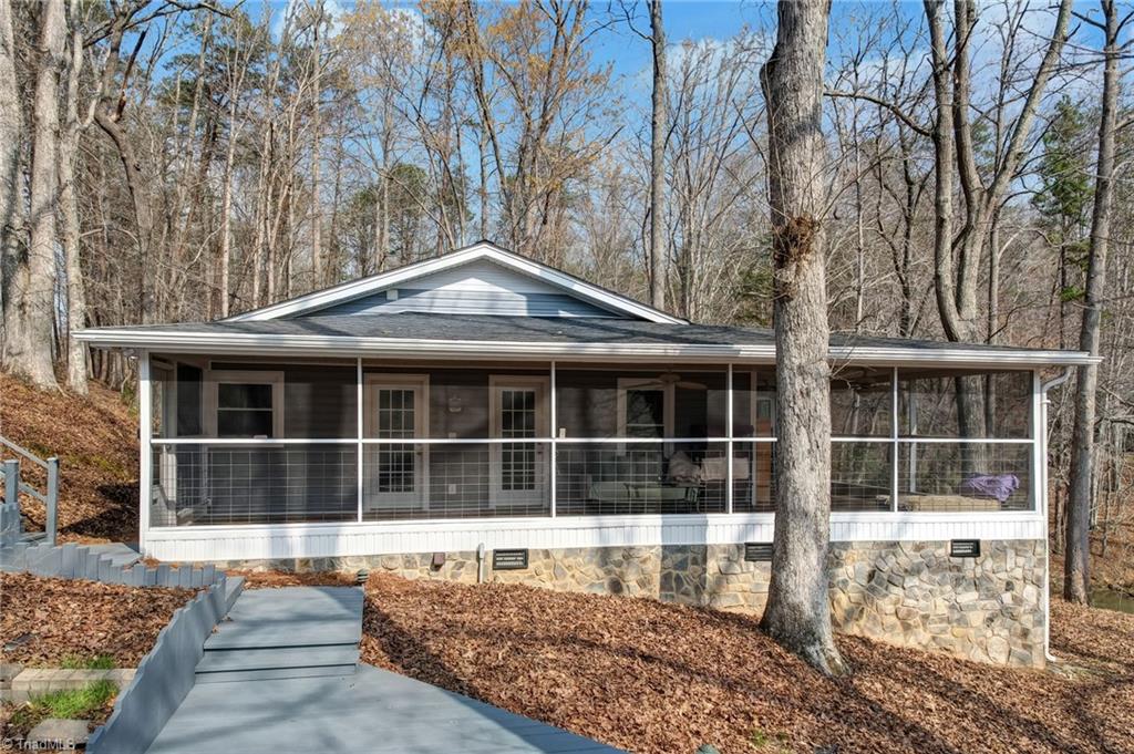 1036 Butter Road Reidsville, NC 27320 - Photo 7 of 50