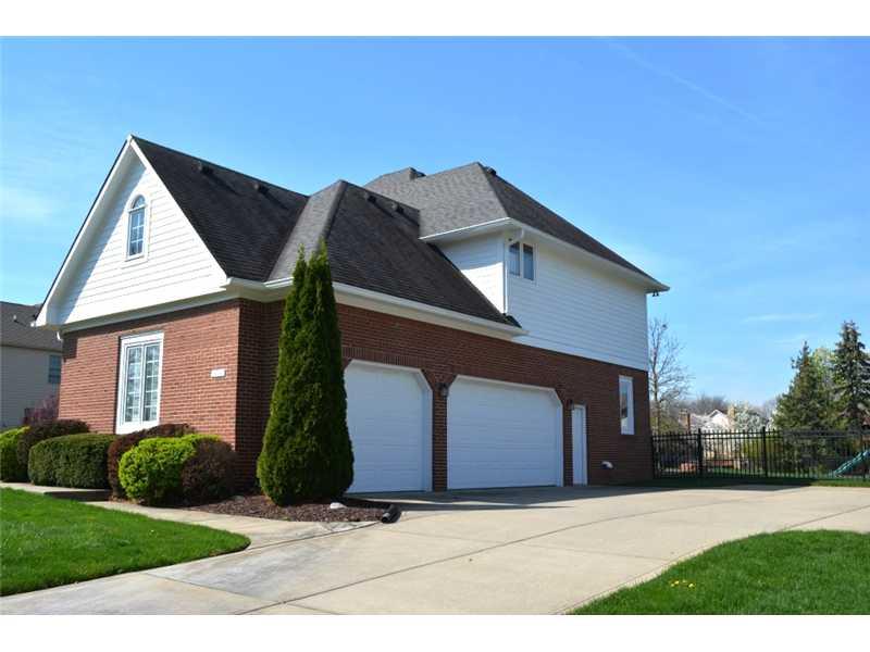 8818 Promontory Road Indianapolis, IN 46236 - Photo 2 of 24 Gallery Image 2