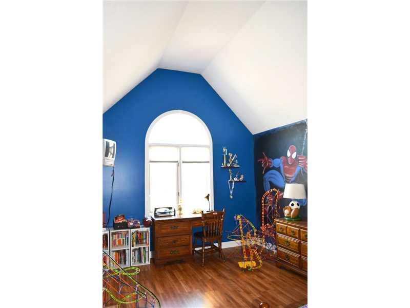 8818 Promontory Road Indianapolis, IN 46236 - Photo 15 of 24 Gallery Image 15