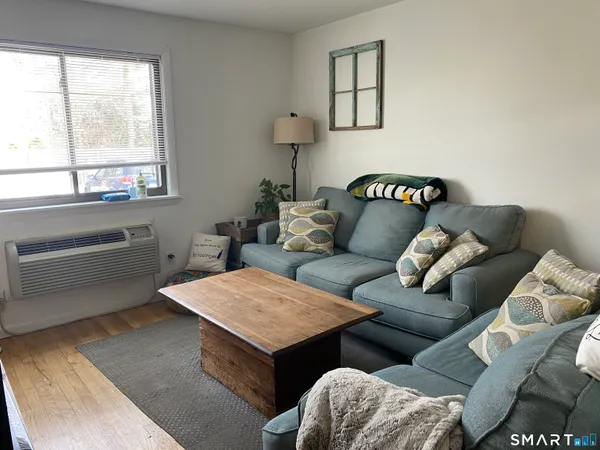 $1,995 | 66 Wilton Avenue, Unit 9, Norwalk, CT 06851