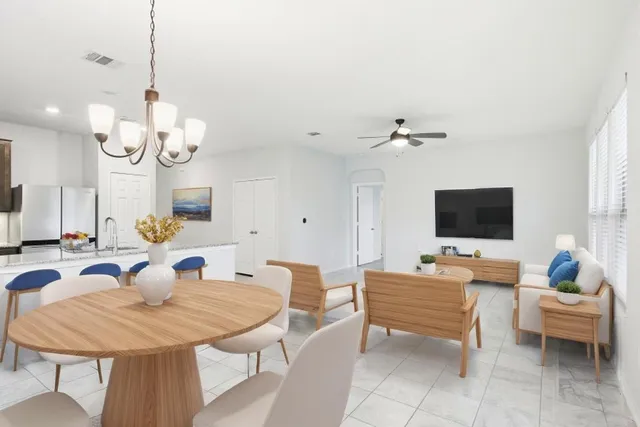 $2,200 | 8005 Crystalbrook West, Austin, TX 78724