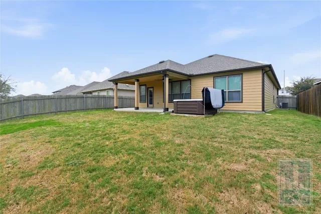 $2,200 | 8005 Crystalbrook West, Austin, TX 78724