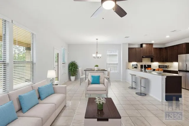 $2,200 | 8005 Crystalbrook West, Austin, TX 78724