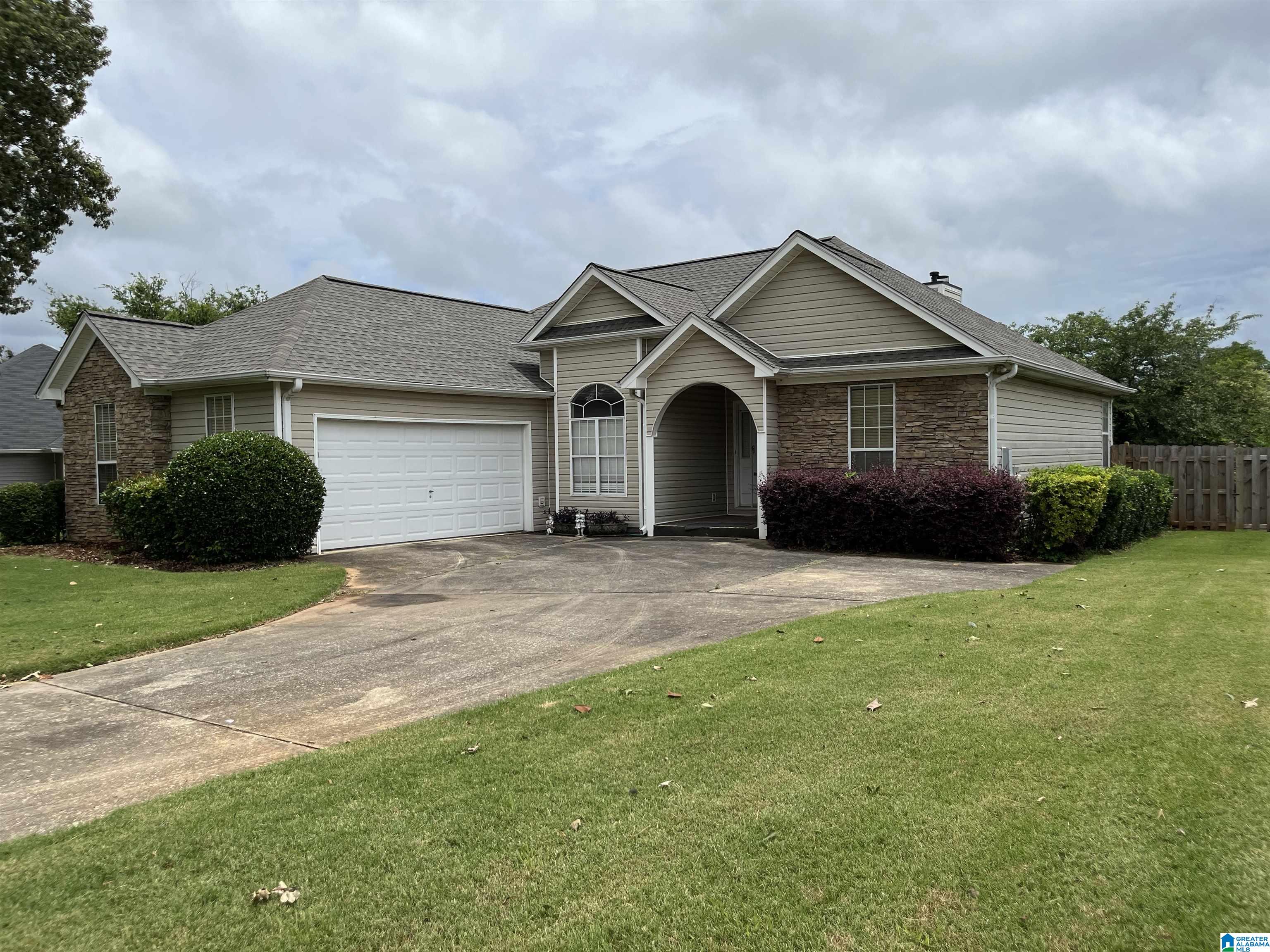 1837 Brandon Way Bessemer, AL 35022 - Photo 2 of 29