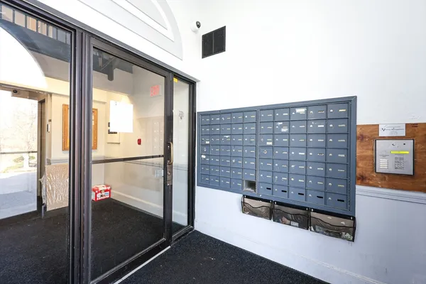 $1,700 | 195 Thomas E. Burgin Parkway, Unit 407, Quincy, MA 02169