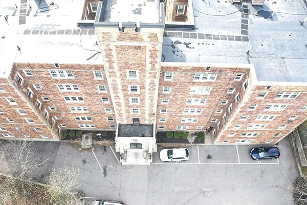 $1,700 | 195 Thomas E. Burgin Parkway, Unit 407, Quincy, MA 02169