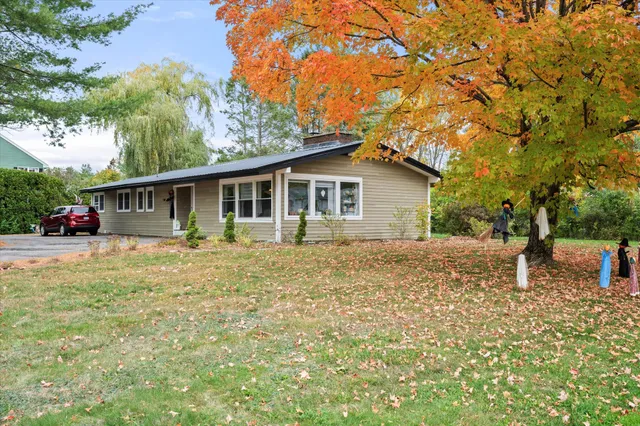 $360,000 | 410 Mt Hope Avenue, Bangor, ME 04401