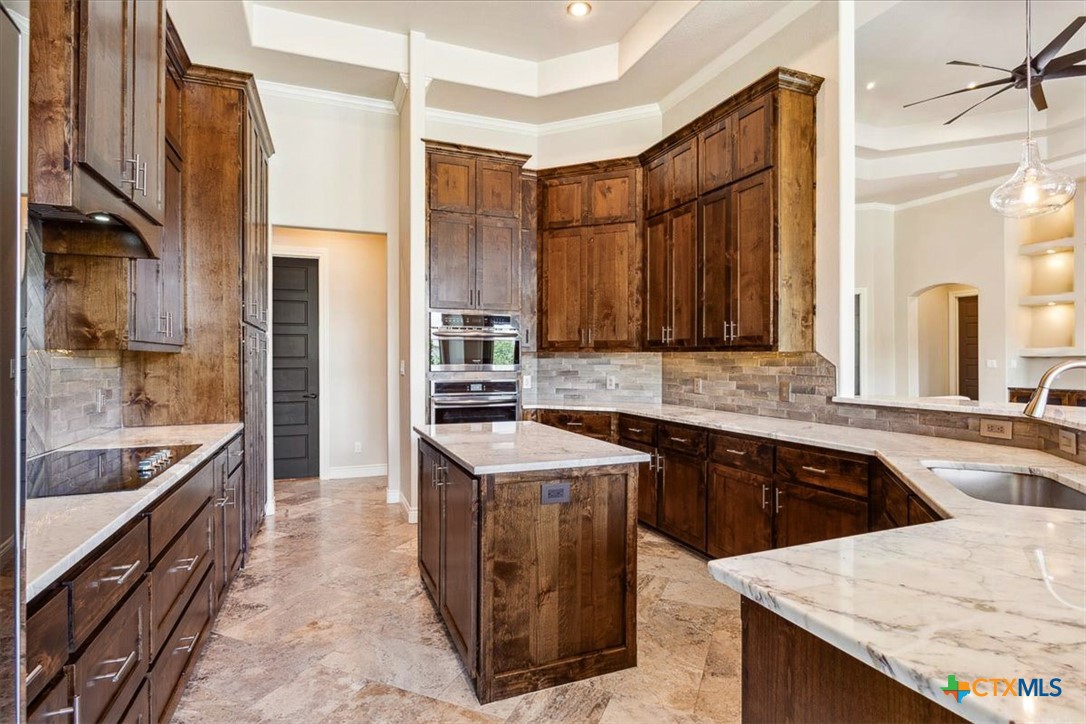 108 Scout Island Belton, TX 76513 - Photo 11 of 48 Marble Countertops