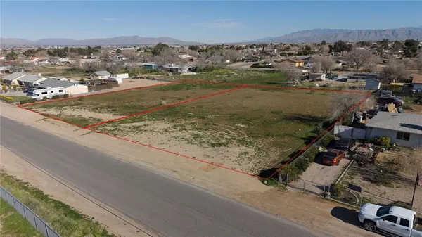 $74,900 | 35 Cypress Avenue, Victorville, CA 92395