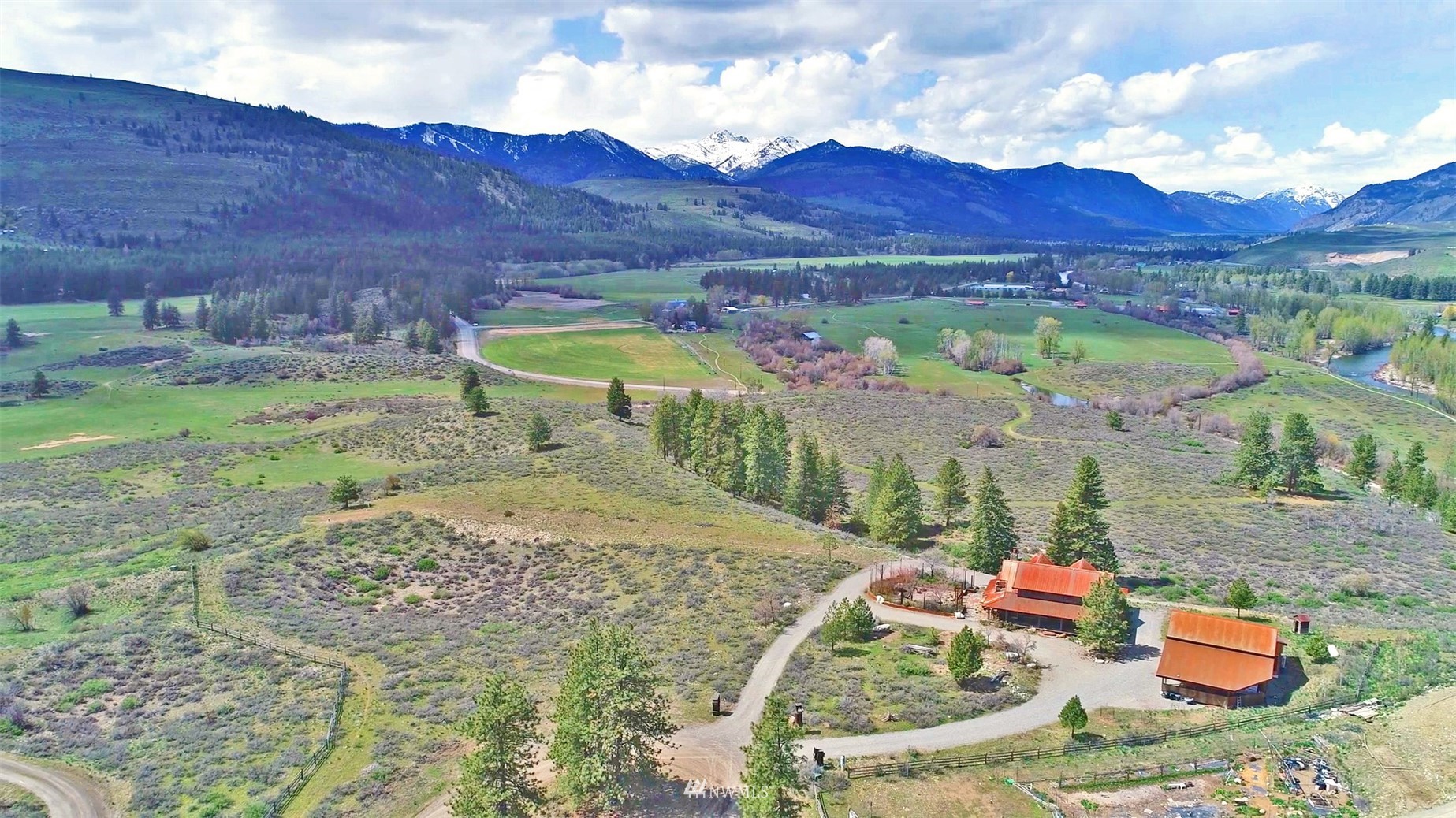 34 Palomino Road Winthrop, WA 98862 - Photo 2 of 40 Gallery Image 2