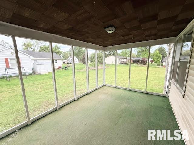 375 South Elm Street Hull, IL 62343 - Photo 7 of 18