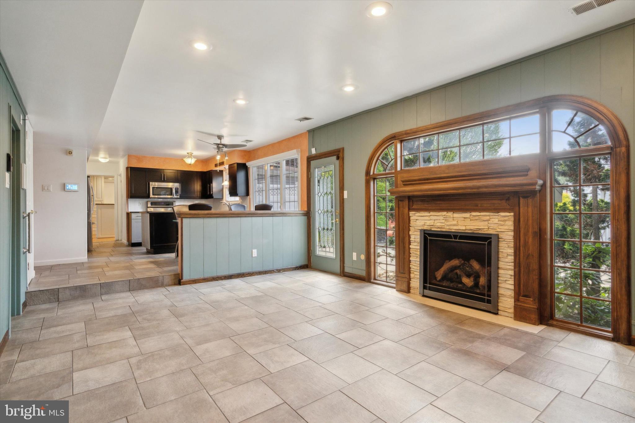 1150 Charter Road Warminster, PA 18974 - Photo 11 of 33 Gallery Image 11