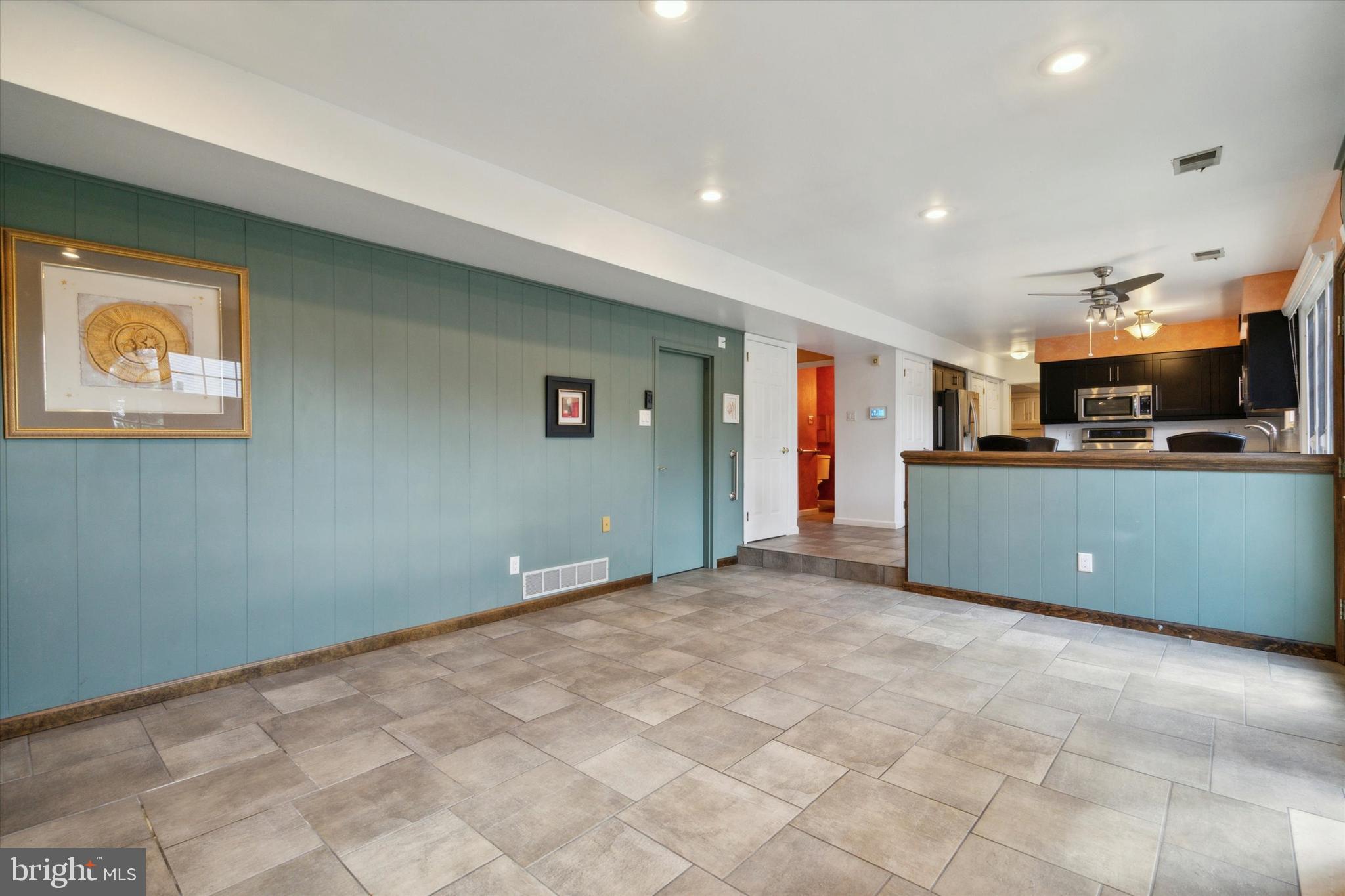 1150 Charter Road Warminster, PA 18974 - Photo 13 of 33 Gallery Image 13