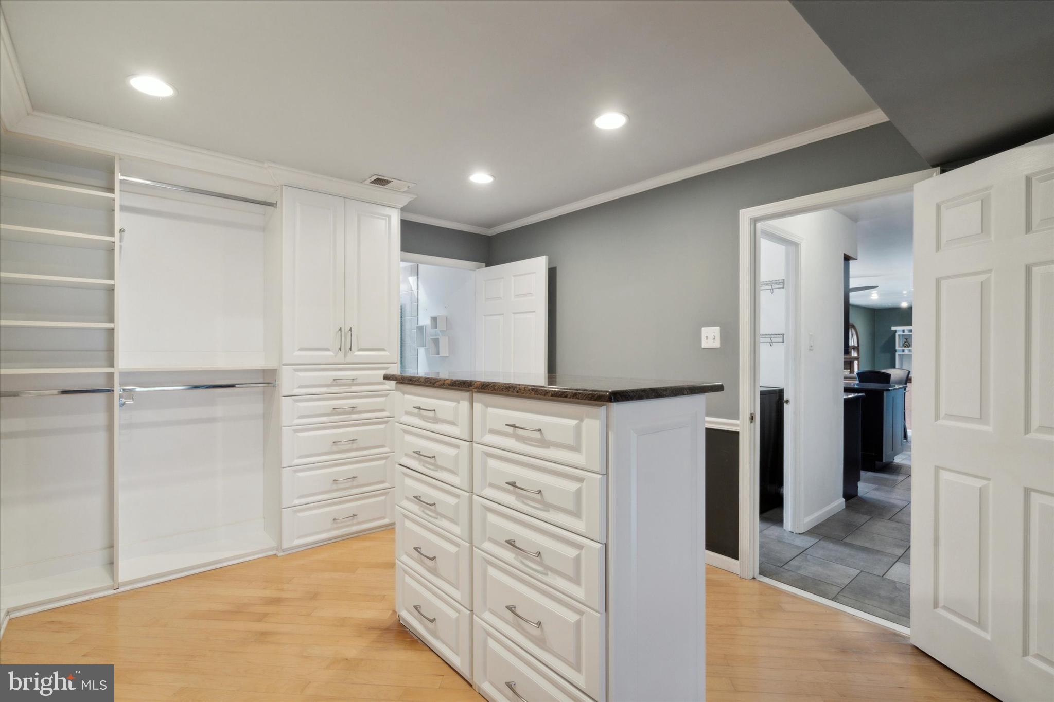 1150 Charter Road Warminster, PA 18974 - Photo 16 of 33 Gallery Image 16