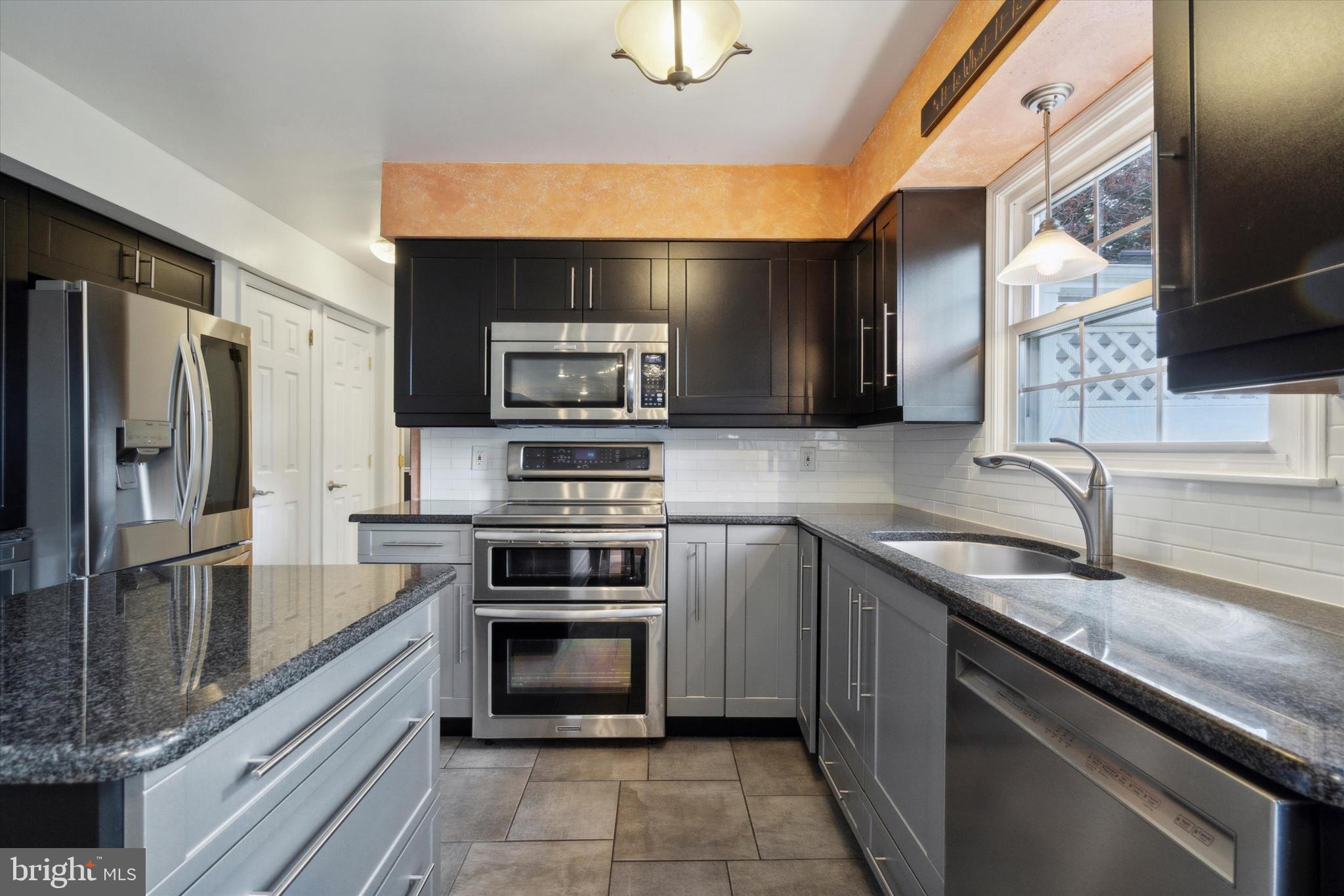 1150 Charter Road Warminster, PA 18974 - Photo 8 of 33 Gallery Image 8