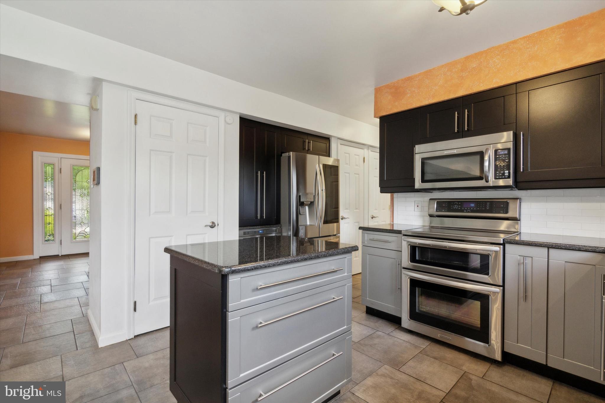 1150 Charter Road Warminster, PA 18974 - Photo 9 of 33 Gallery Image 9