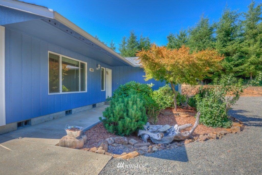 1022 Lookout Road Castle Rock, WA 98611 - Photo 22 of 23