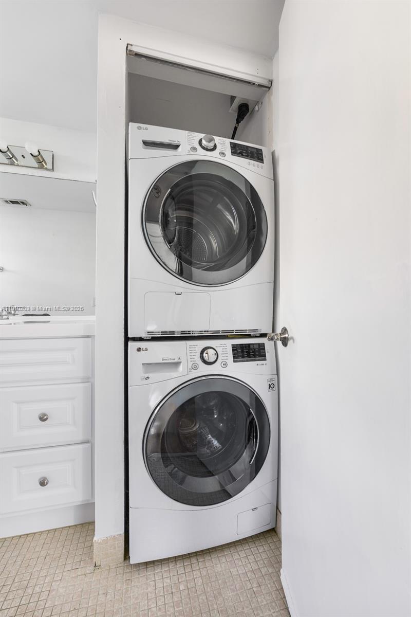 947 Lenox Avenue, Unit 501 Miami Beach, FL 33139 - Photo 21 of 21