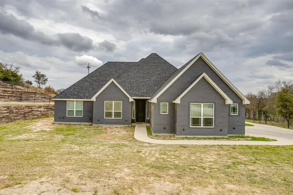 $499,900 | 3008 Delton Drive, Springtown, TX 76082