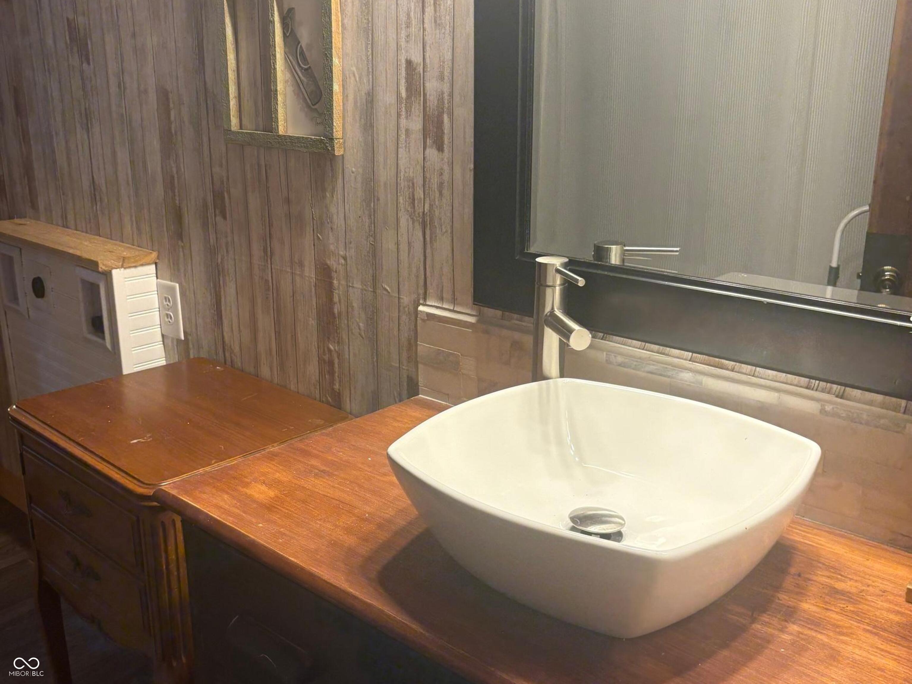 1371 Clark Road Spencer, IN 47460 - Photo 7 of 19