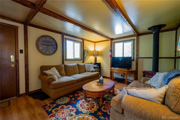 $1,900 | 4901 County Road 1, Fairplay, CO 80440