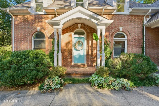 $699,000 | 415 Forest Trail, Kingston, TN 37763