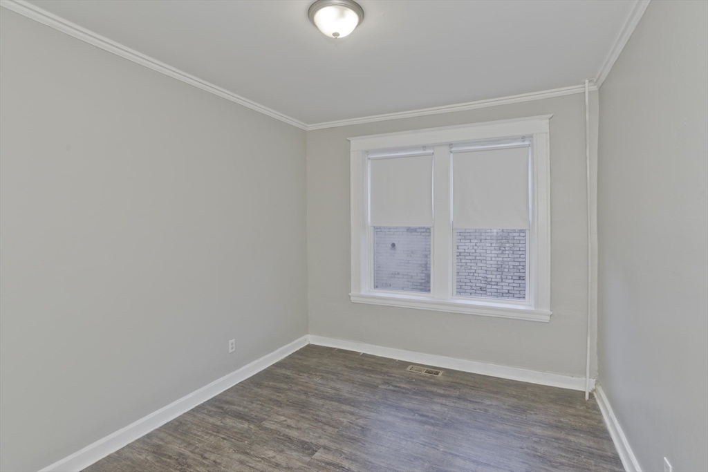 116 Fort Pleasant Avenue, Unit 1R Springfield, MA 01108 - Photo 9 of 13