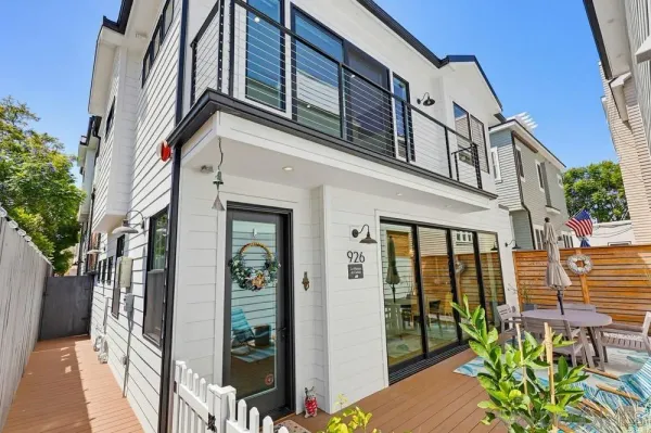 $2,799,000 | 926 D Avenue, Coronado, CA 92118