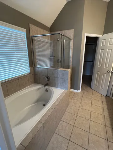 $2,100 | 23623 Plantation Pines Lane, Tomball, TX 77375