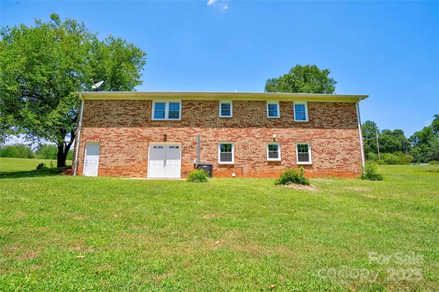 $317,500 | 231 London Road, Lawndale, NC 28090