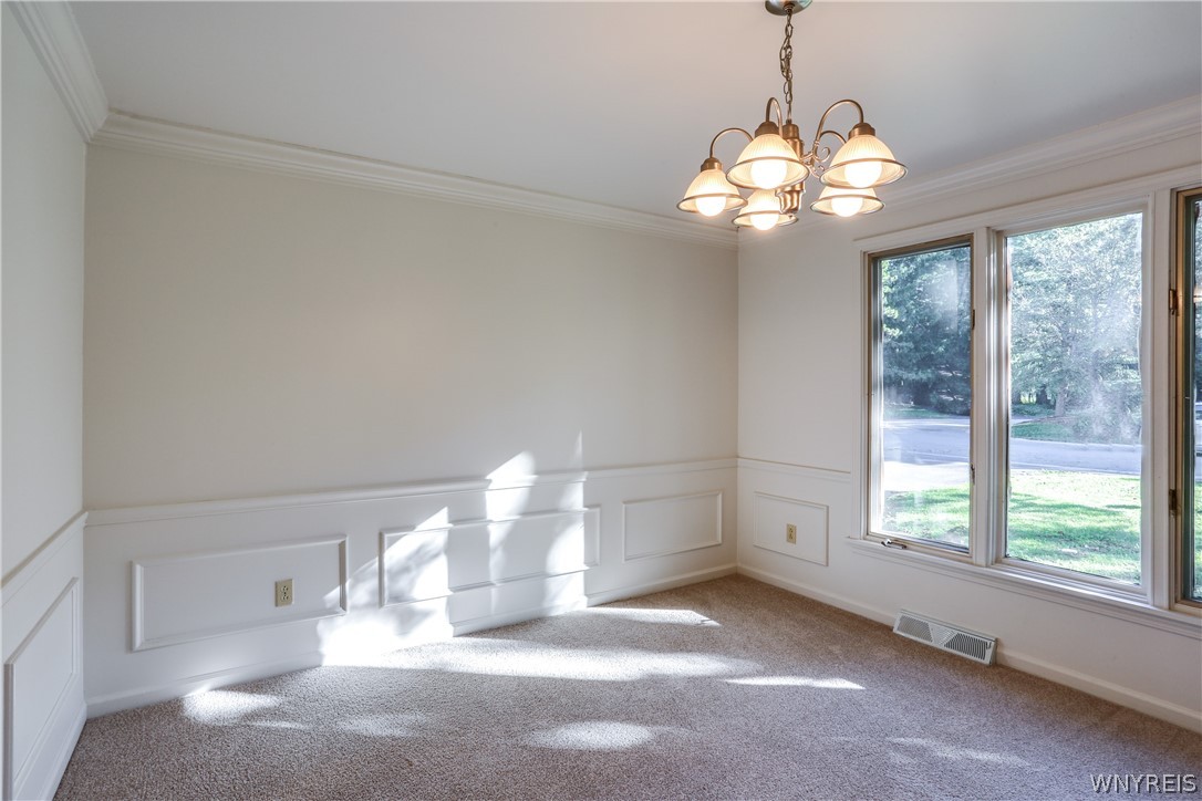 294 Little Robin Road Amherst, NY 14228 - Photo 10 of 15 Gallery Image 10