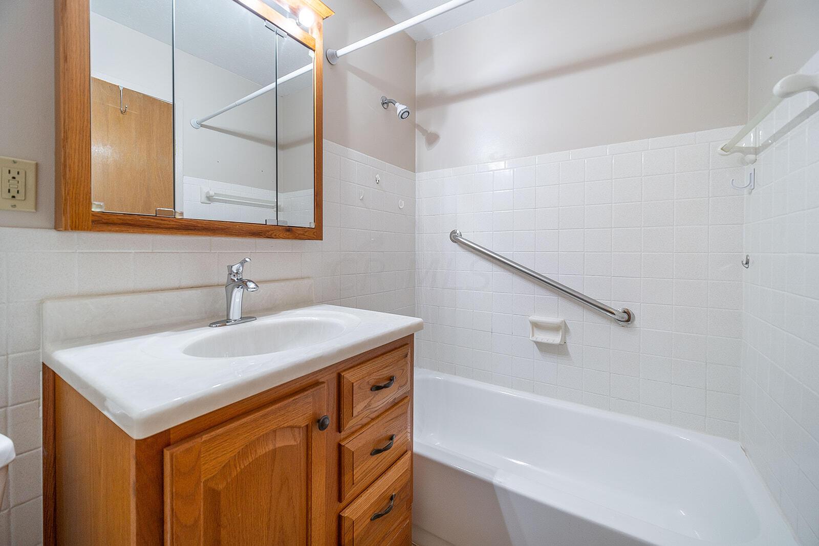 3914 Edendale Road Columbus, OH 43207 - Photo 26 of 39 3914 Edendale-34