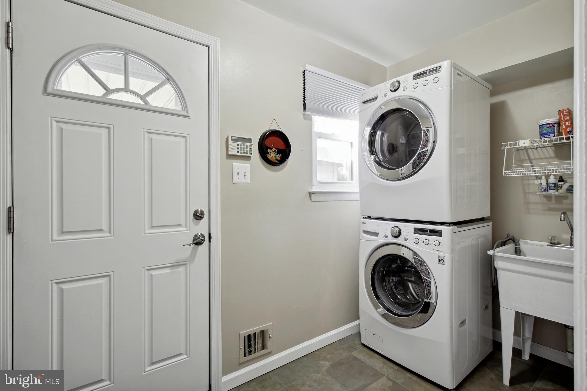 1817 Snowdrop Lane Silver Spring, MD 20906 - Photo 17 of 30 Mudroom with Washer and Dryer
