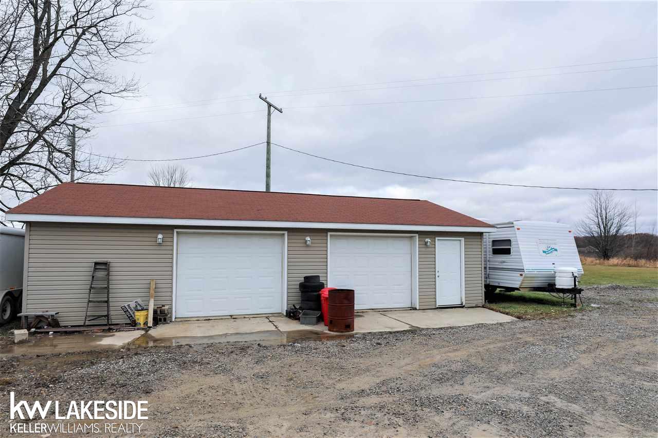 15988 Imlay City Road Capac, MI 48014 - Photo 36 of 37 50001033-35.JPG