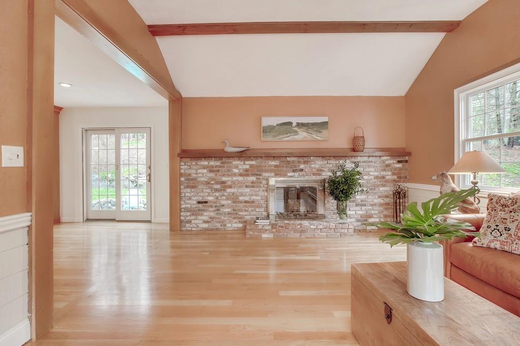 345 Border Road Concord, MA 01742 - Photo 13 of 28