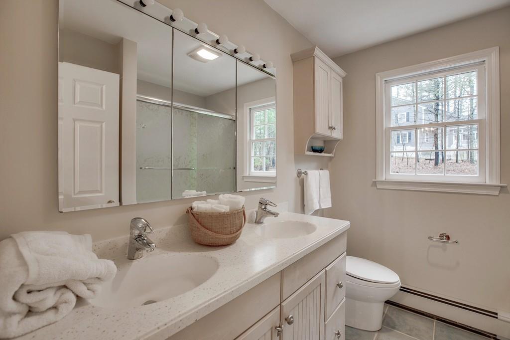 345 Border Road Concord, MA 01742 - Photo 22 of 28