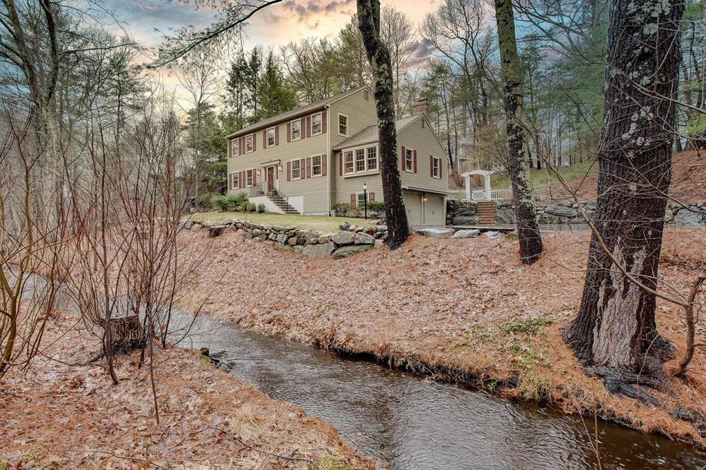 345 Border Road Concord, MA 01742 - Photo 26 of 28