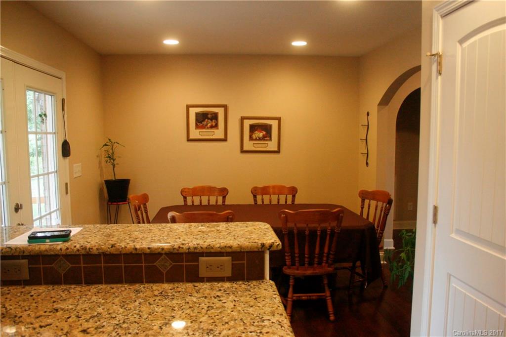5956 Pittstown Road Hickory, NC 28602 - Photo 4 of 16 Gallery Image 4
