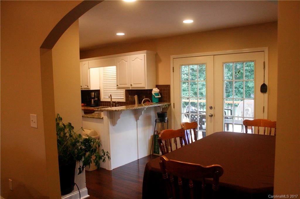 5956 Pittstown Road Hickory, NC 28602 - Photo 8 of 16 Gallery Image 8