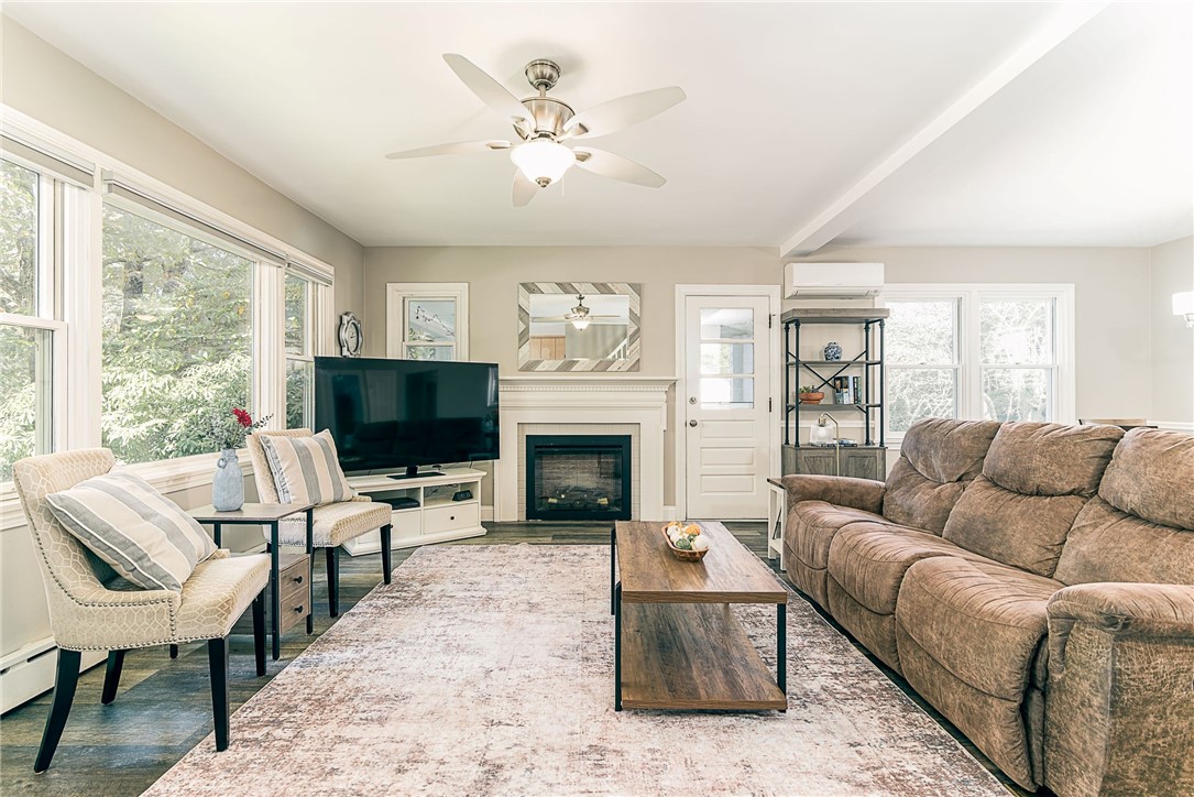 75 Summer Street Westerly, RI 02891 - Photo 9 of 46 Gallery Image 9