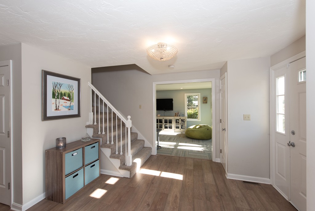 18 Canoe River Road Sharon, MA 02067 - Photo 3 of 27 Gallery Image 3