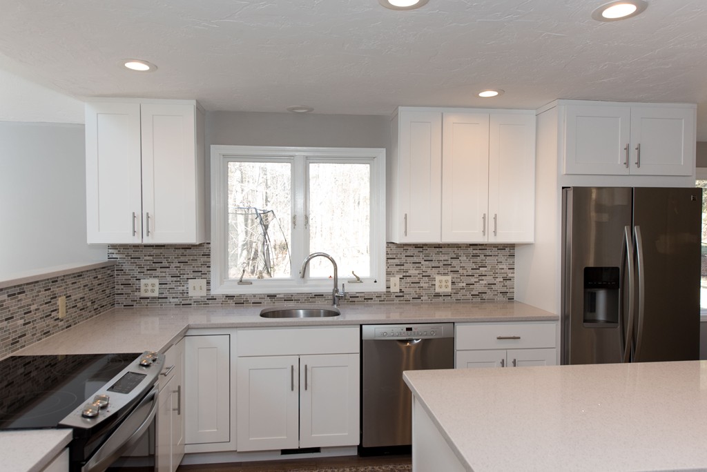 18 Canoe River Road Sharon, MA 02067 - Photo 10 of 27 Gallery Image 10