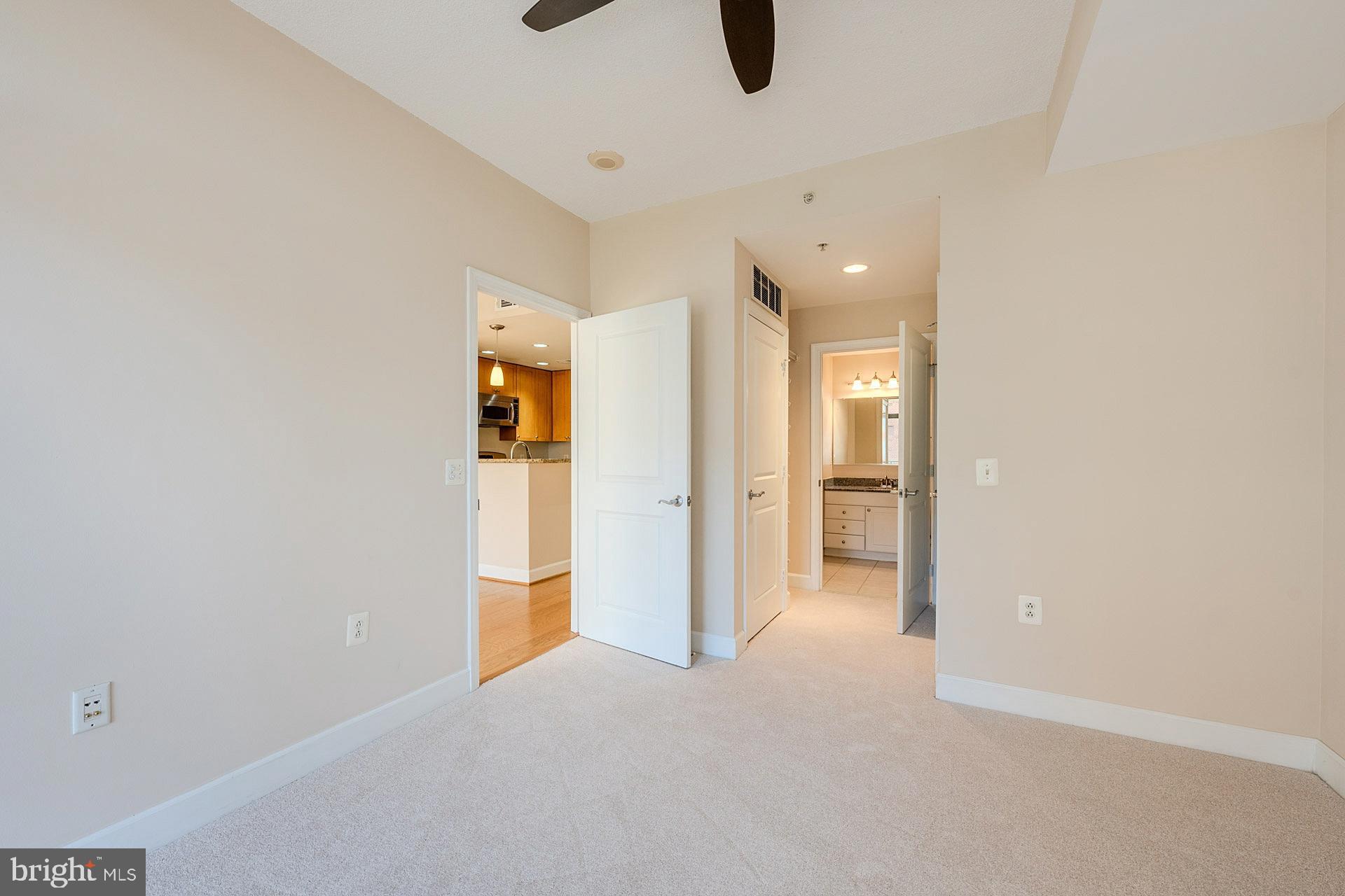 3650 South Glebe Road, Unit 460 Arlington, VA 22202 - Photo 17 of 38 a view of a big room with closet and windows