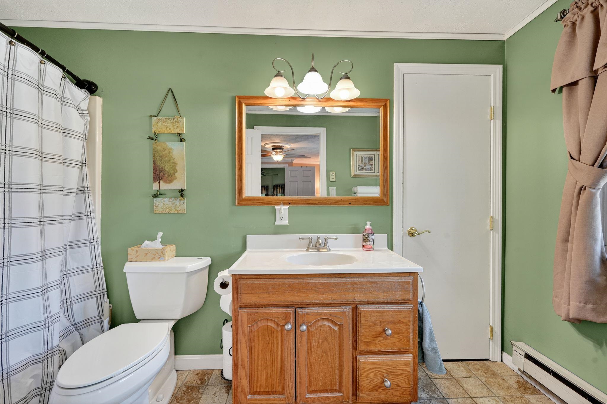 36 Perkins Road Londonderry, NH 03053 - Photo 22 of 42