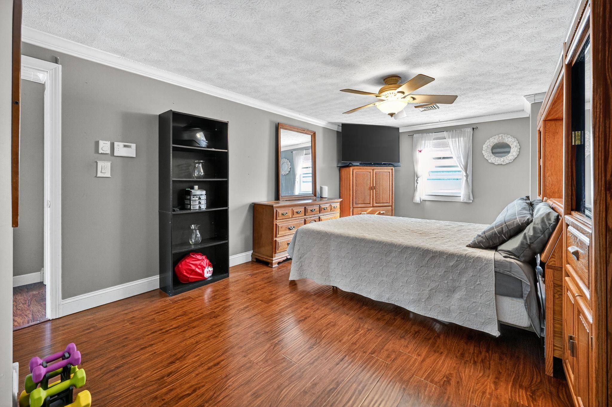 36 Perkins Road Londonderry, NH 03053 - Photo 24 of 42