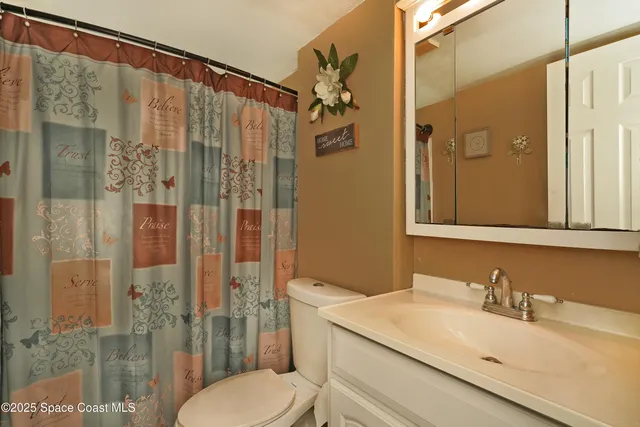 a view of a living room