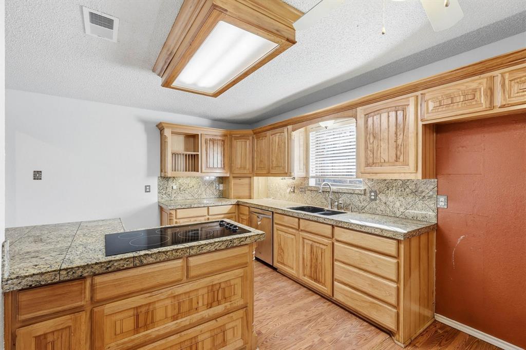 4874 Luella Road Sherman, TX 75090 - Photo 13 of 39