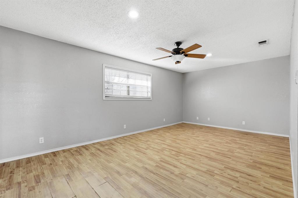 4874 Luella Road Sherman, TX 75090 - Photo 18 of 39