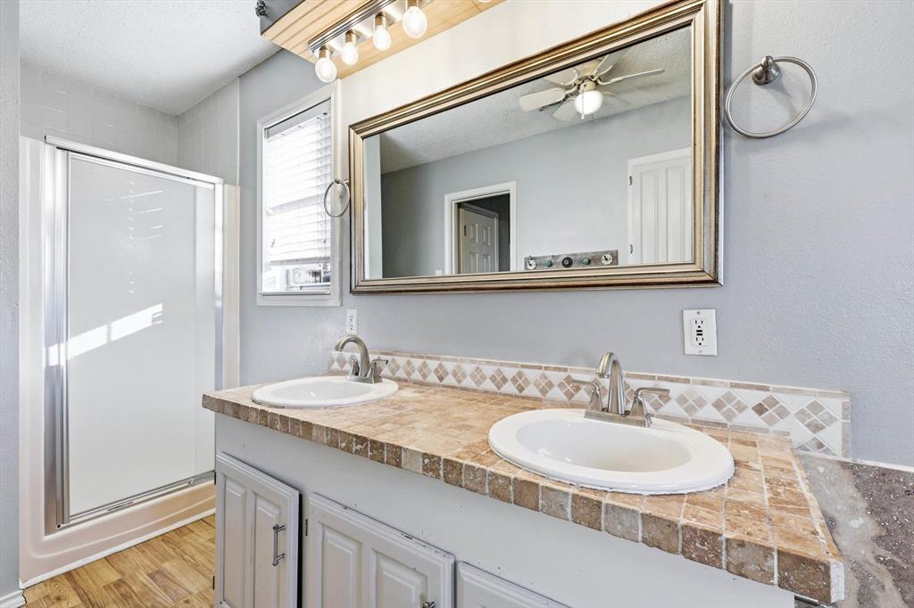 4874 Luella Road Sherman, TX 75090 - Photo 21 of 39